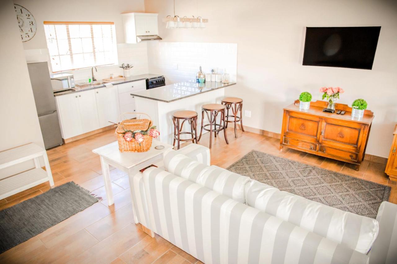 Apartamento Modern Farm Lichtenburg Exterior foto