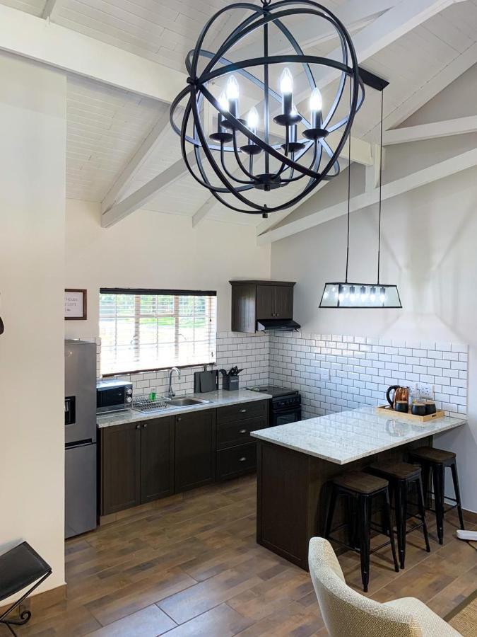 Apartamento Modern Farm Lichtenburg Exterior foto